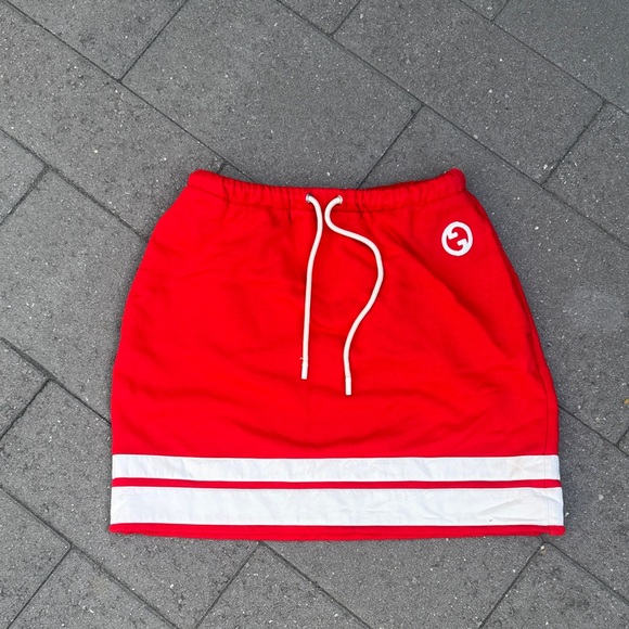 Gucci Red Mini Skirt with White stripes - Picture 1 of 7